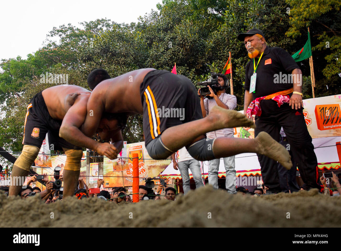 Chittagong, Bangladesh. 25th April 2018. This 108yearold Boli Khela