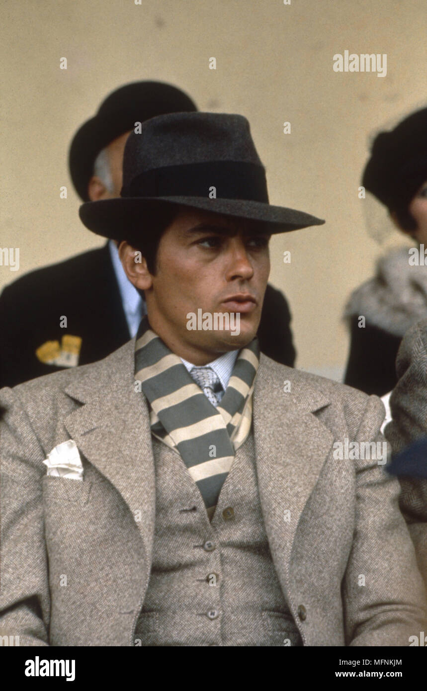 Borsalino France / Italy Director Jacques Deray Alain Delon Stock Photo -  Alamy