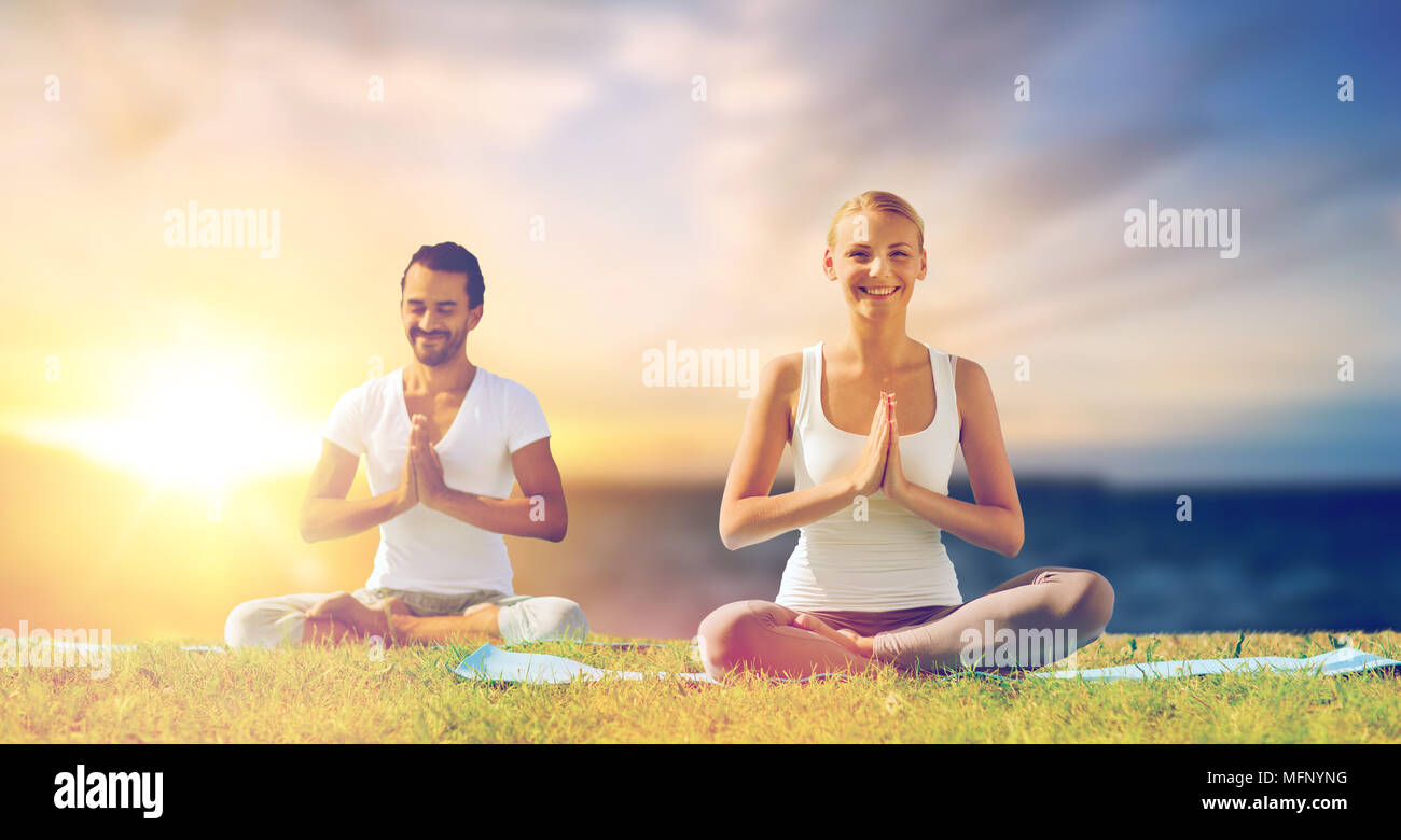 Couple harmony hi-res stock photography and images - Alamy