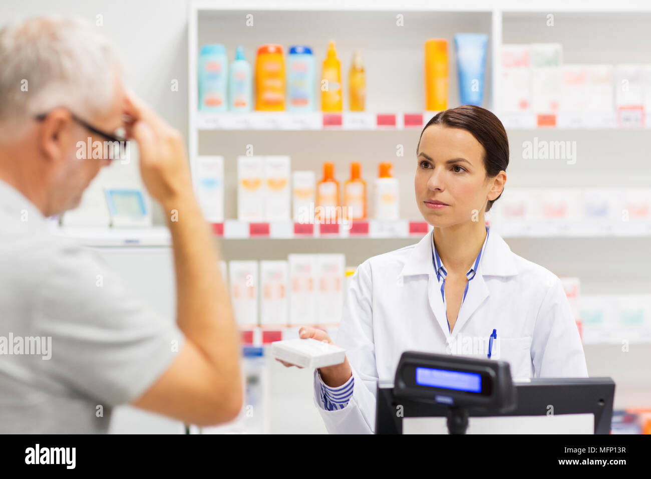 Giving pharmacy hi-res stock photography and images - Alamy