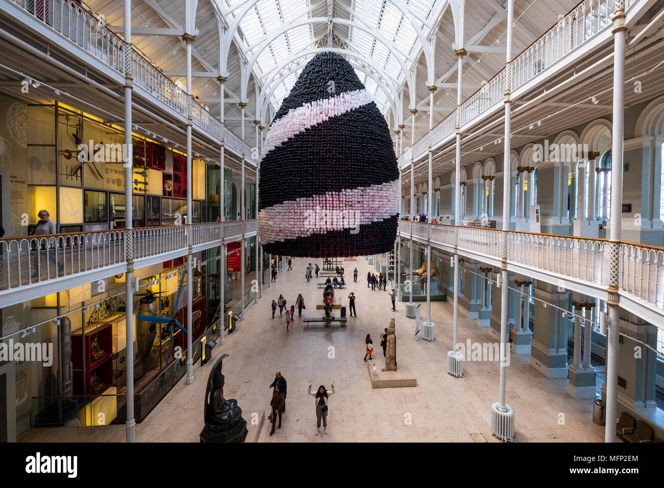 Event Horizon balloon sculpture unveiled at National Museum of Scotland. American artist Jason Hackenwerth returns to Edinburgh with his biggest creat Stock Photo