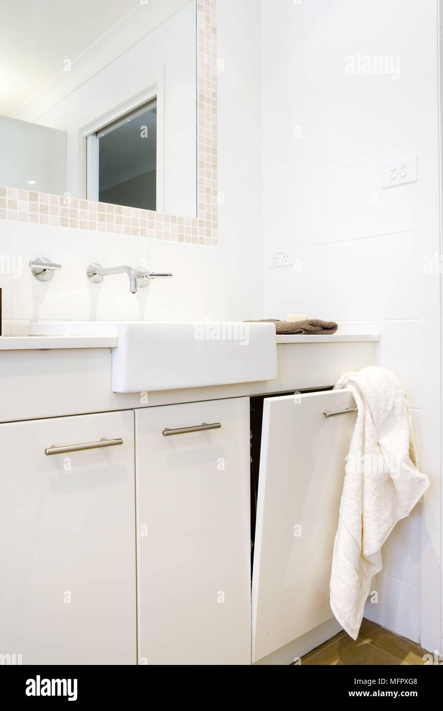 Built in washbasin hires stock photography and images Alamy