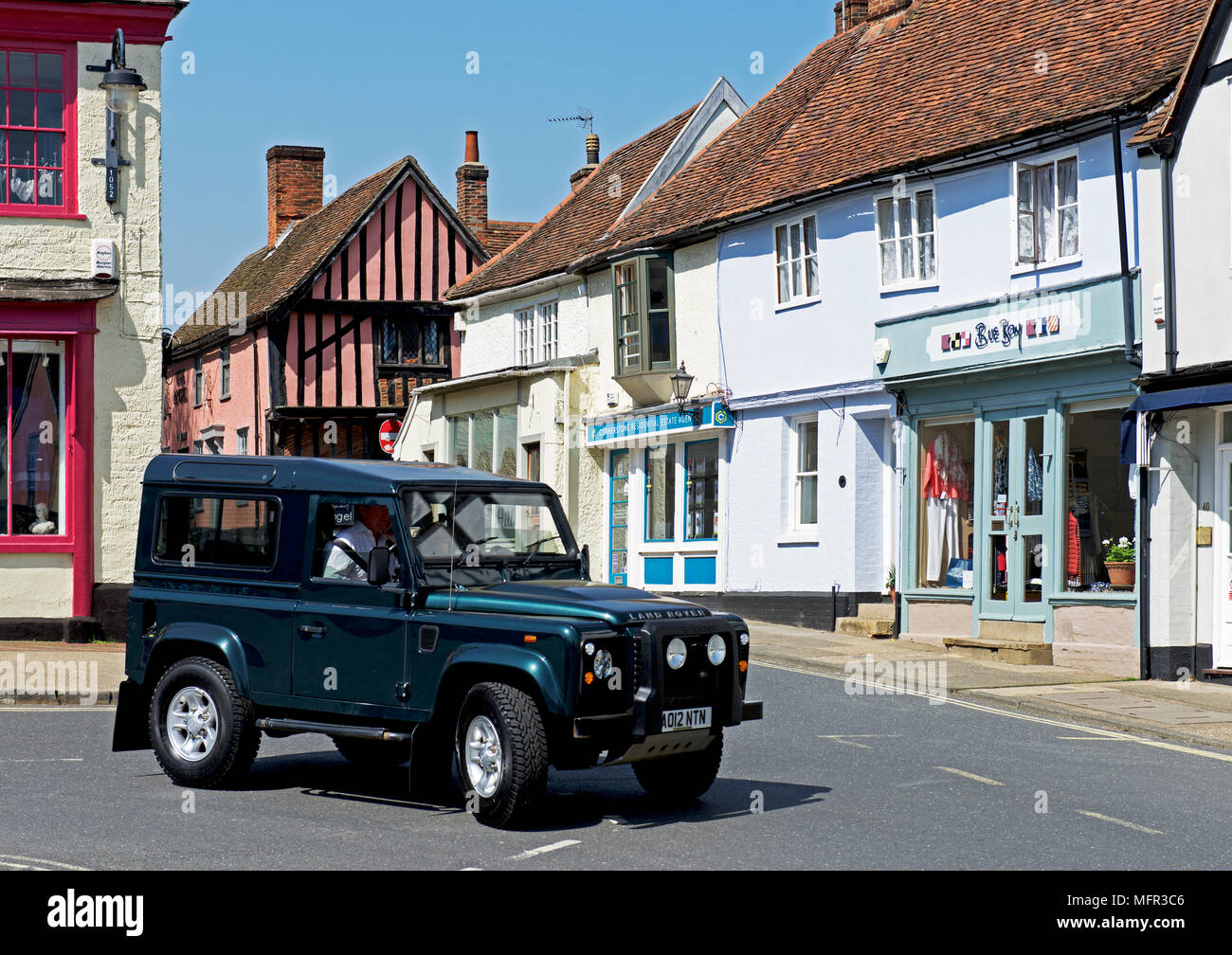 Land Rover Defender Uk Stock Photos & Land Rover Defender Uk Stock ...