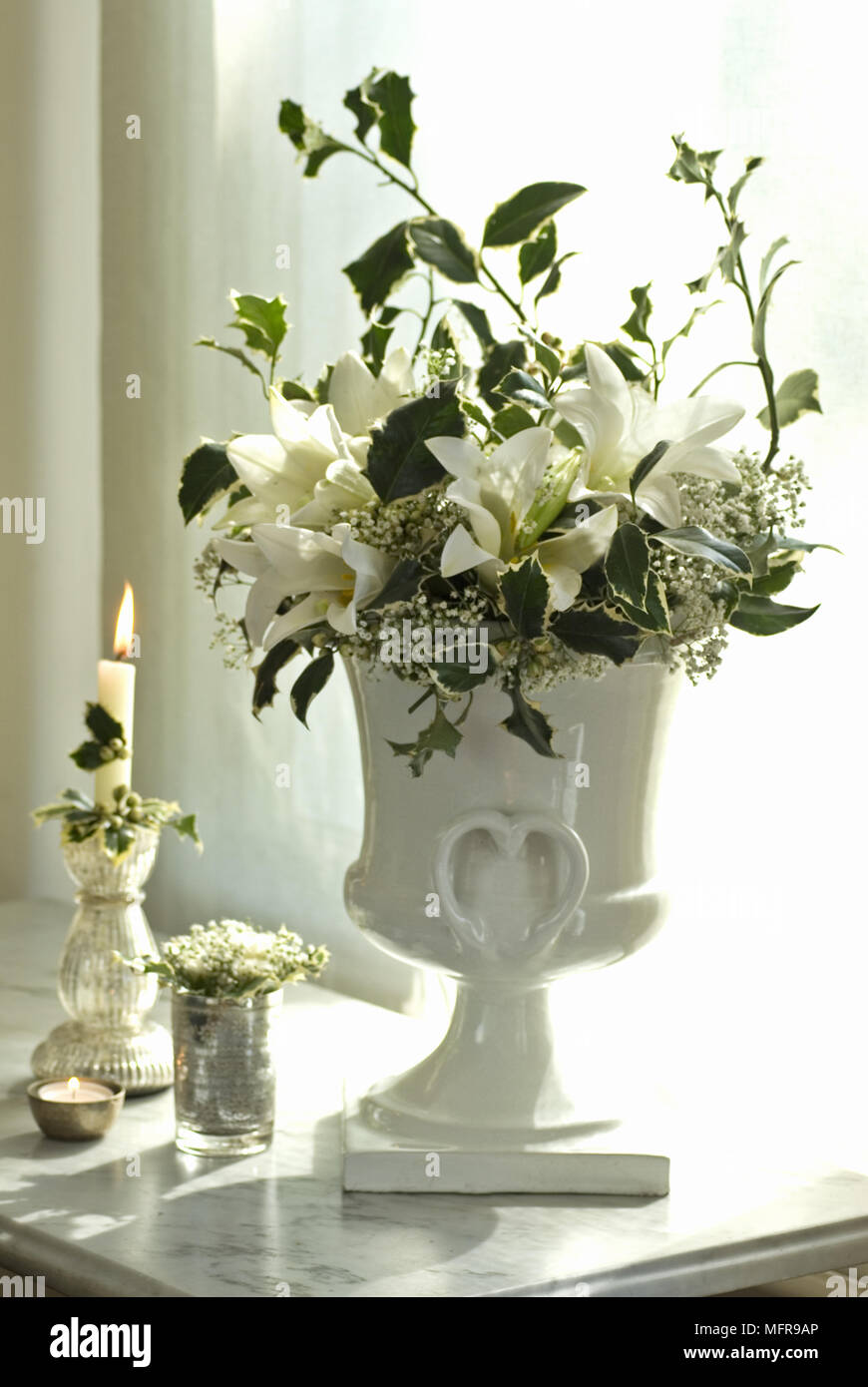 Madonna Lilies High Resolution Stock Photography and Images Alamy