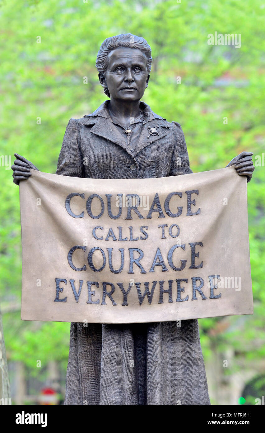 London, England, UK. Dame Millicent Fawcett (1847-1929) statue in Parliament Square (2018: Gillian Wearing) First statue of a woman in Parliament Sq... Stock Photo