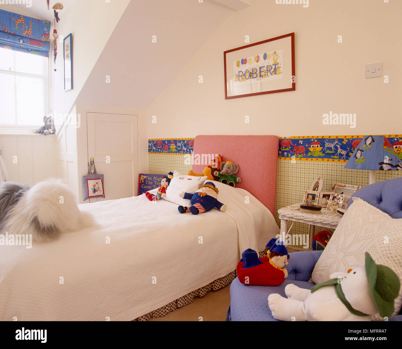single childs bed