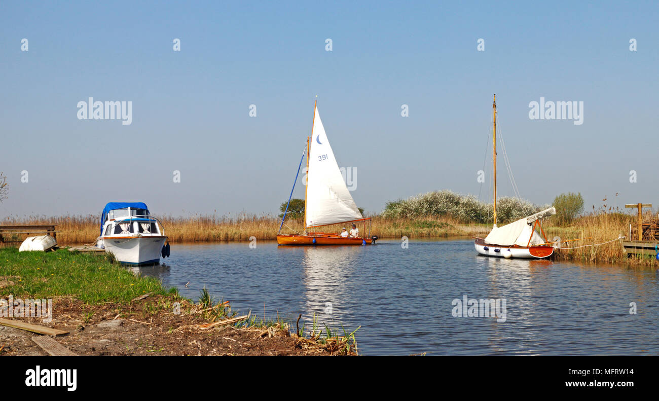 Dinghy sail sailing norfolk hires stock photography and images Alamy