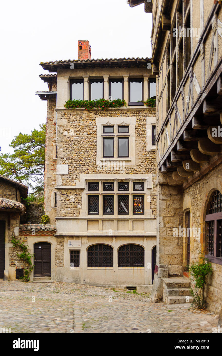 Architecture of the main square Perouges, France, a medieval walled ...