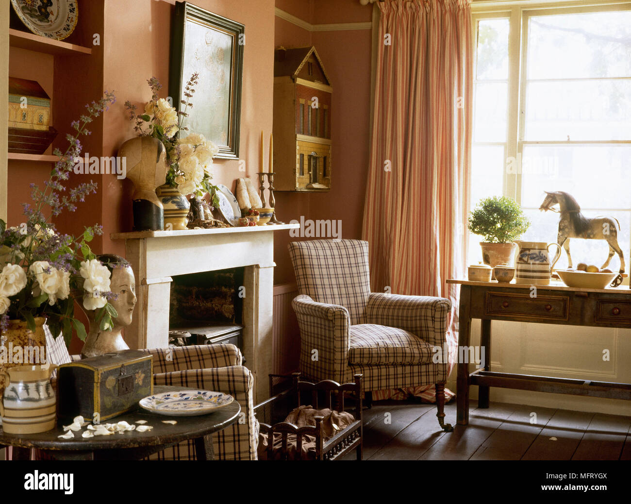 Country Red Sitting Room Fireplace Upholstered Pattern Armchairs