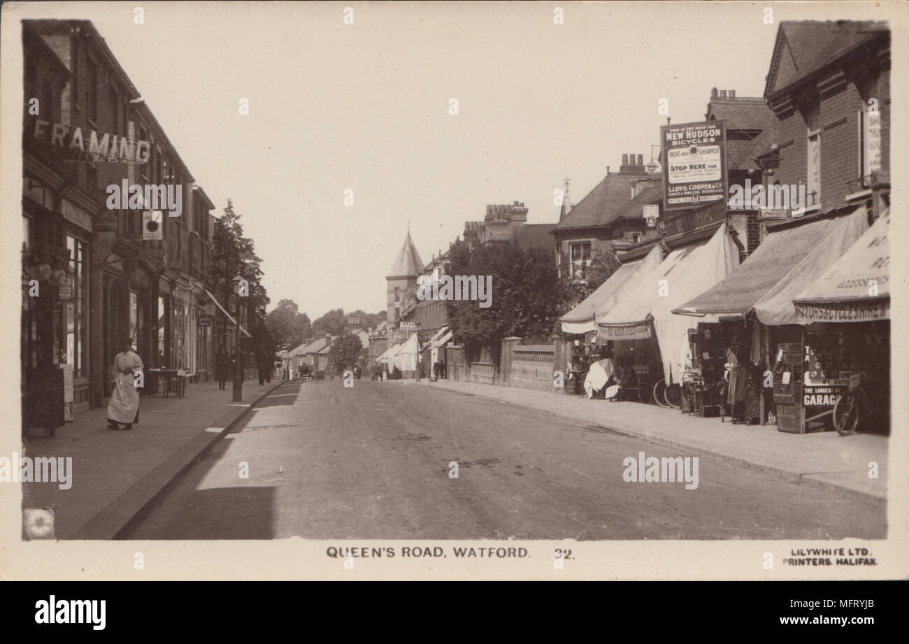 Real Photographic Postcard of Queen's Road, Watford Stock Photo