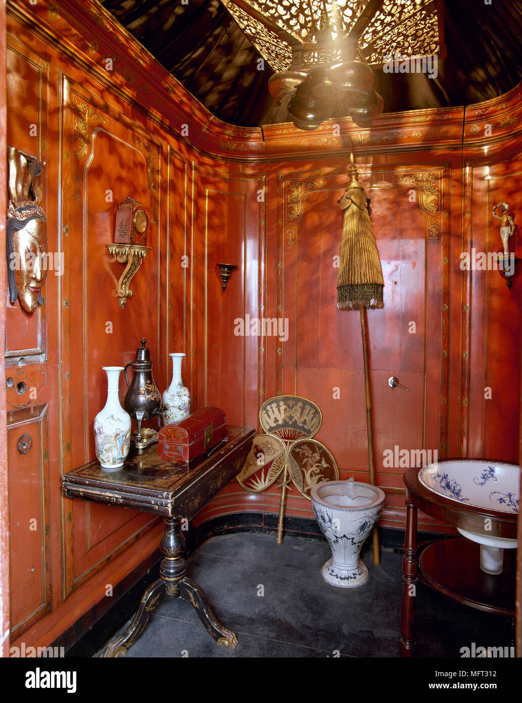 Traditional bathroom wood panelled walls Victorian wash basin and toilet  side table Interiors bathrooms detail eclectic bohemian colourful shabby  chic Stock Photo - Alamy, image size:1033x1390