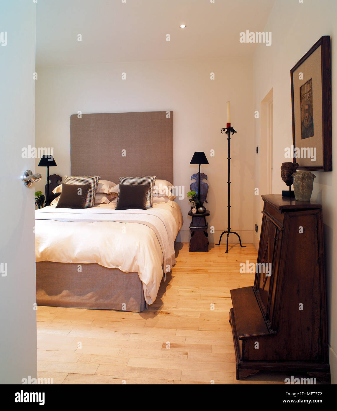 Modern White Bedroom Bed Upholstered Headboard Wood Floor