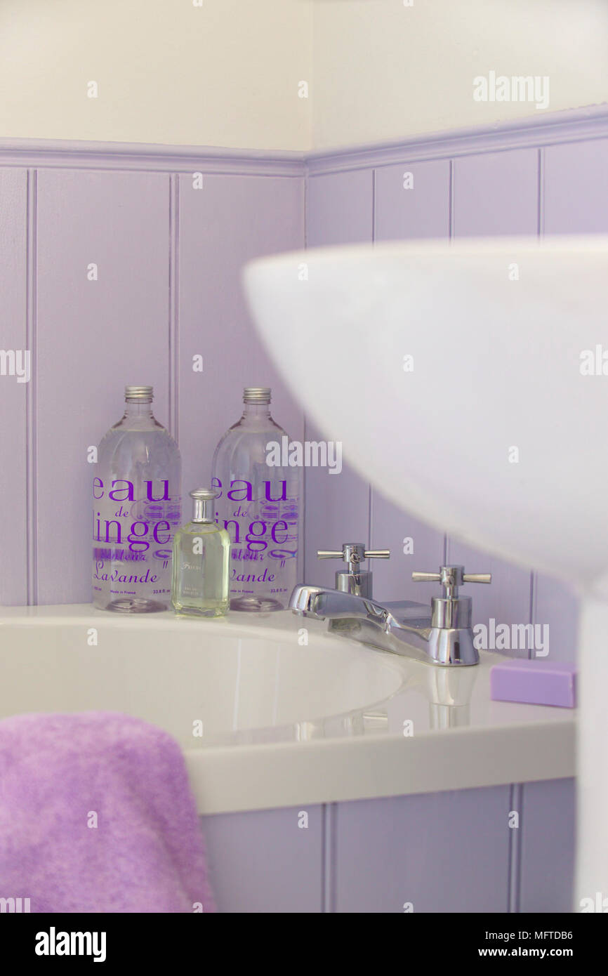 Chrome bath tap fittings Stock Photo Alamy