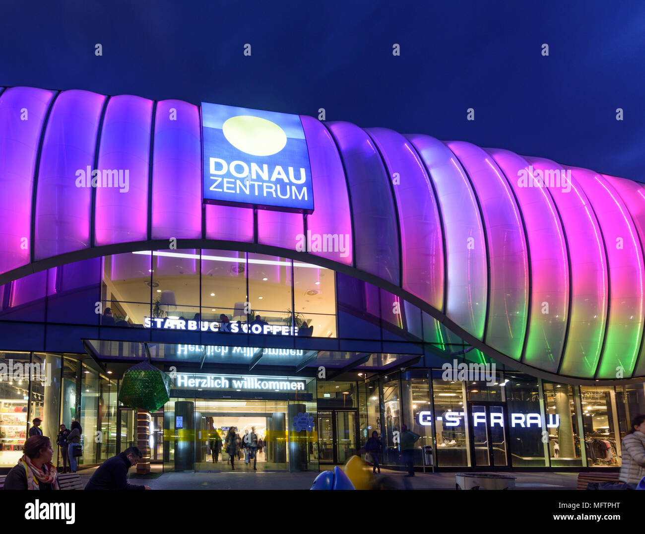 Wien, Vienna: shopping center mall "Donauzentrum" in Austria, Wien, 22.  Donaustadt Stock Photo - Alamy