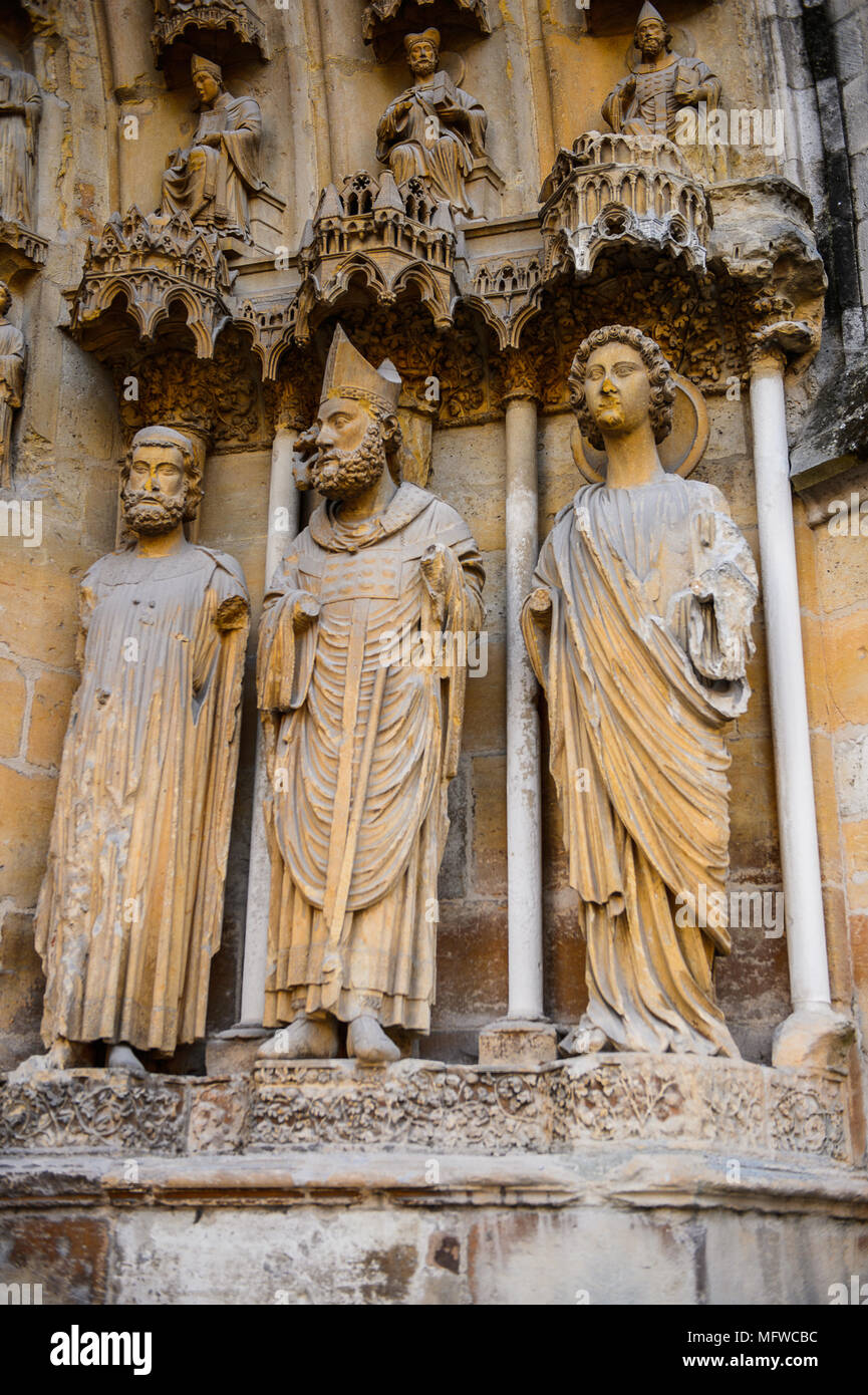 Cathedral of Notre-Dame of Rheims, Champagne-Ardenne, France Stock ...