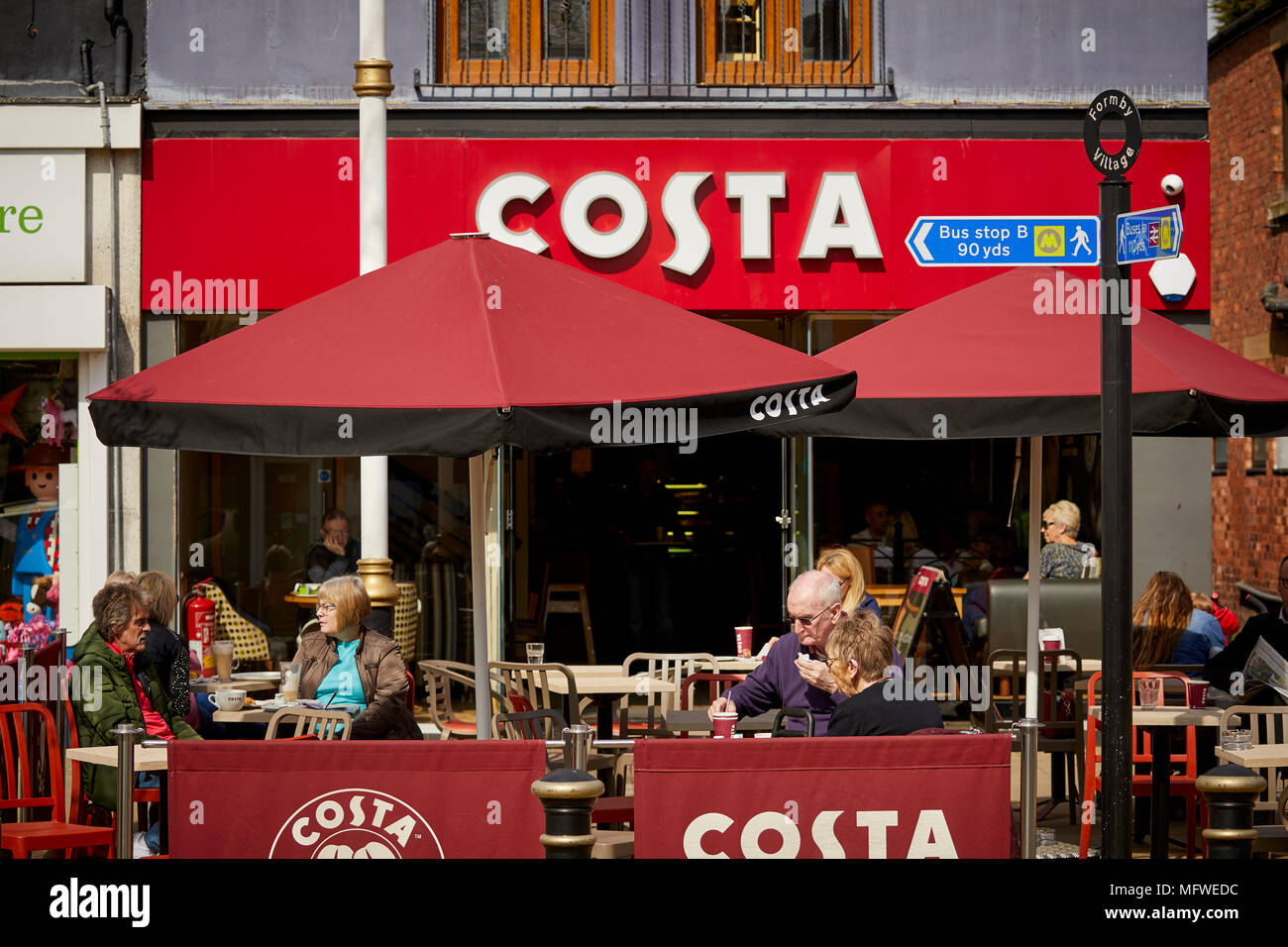 Formby, Borough of Sefton, Merseyside, England. village shops on Chapel Lane Stock Photo Alamy