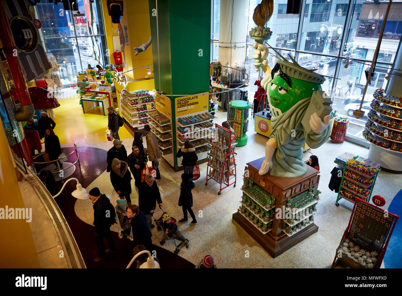 M&m store new york hires stock photography and images Alamy