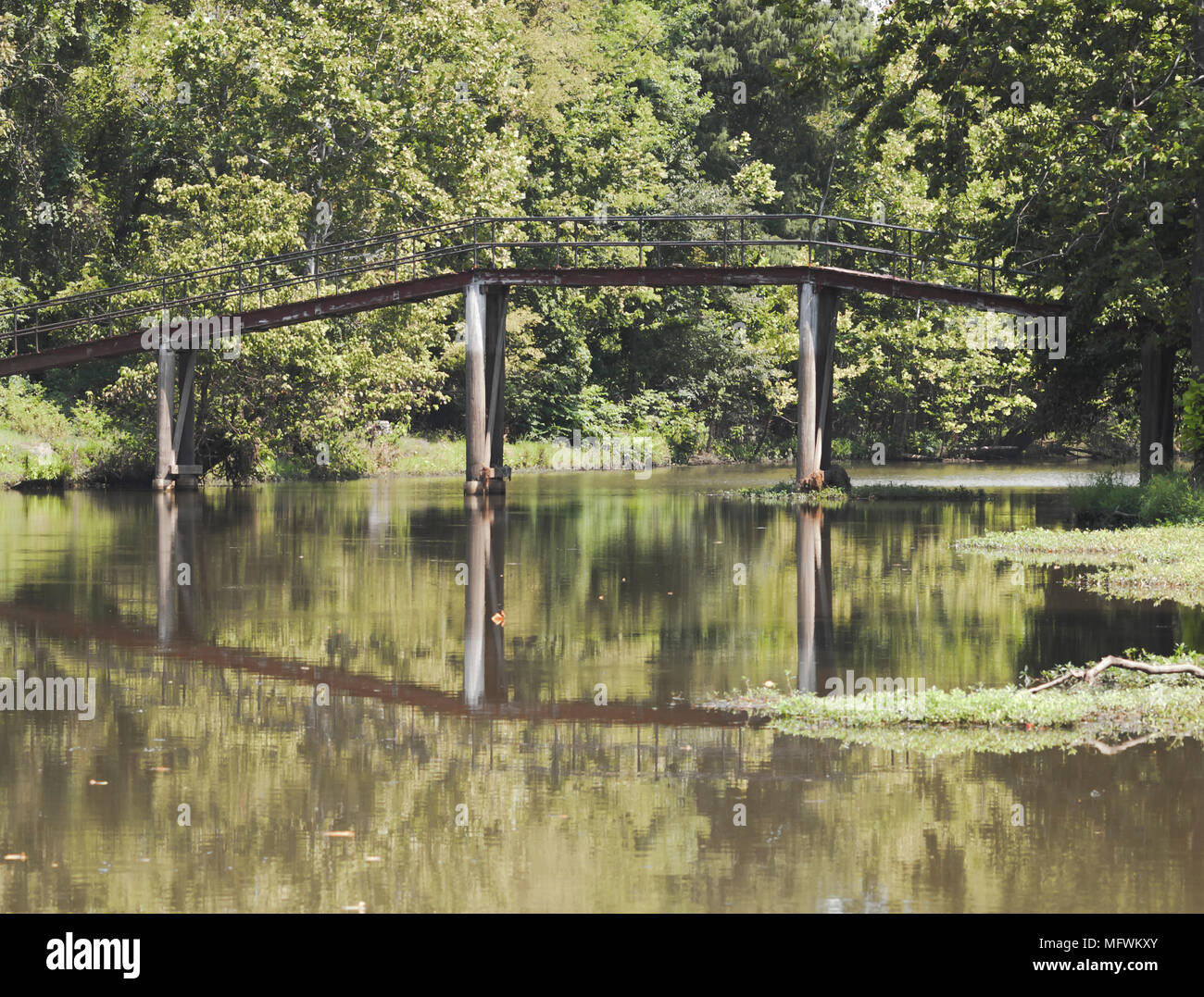 Old rusty steel bridge rural hi-res stock photography and images - Alamy
