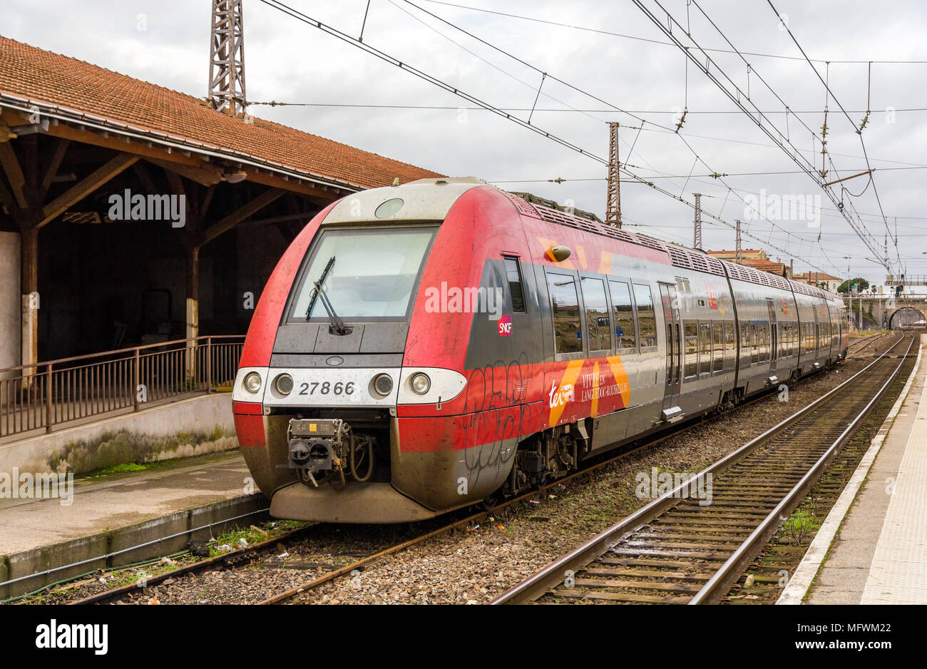 NARBONNE, FRANCE - JANUARY 06: Regional electric train at Narbon Stock Photo
