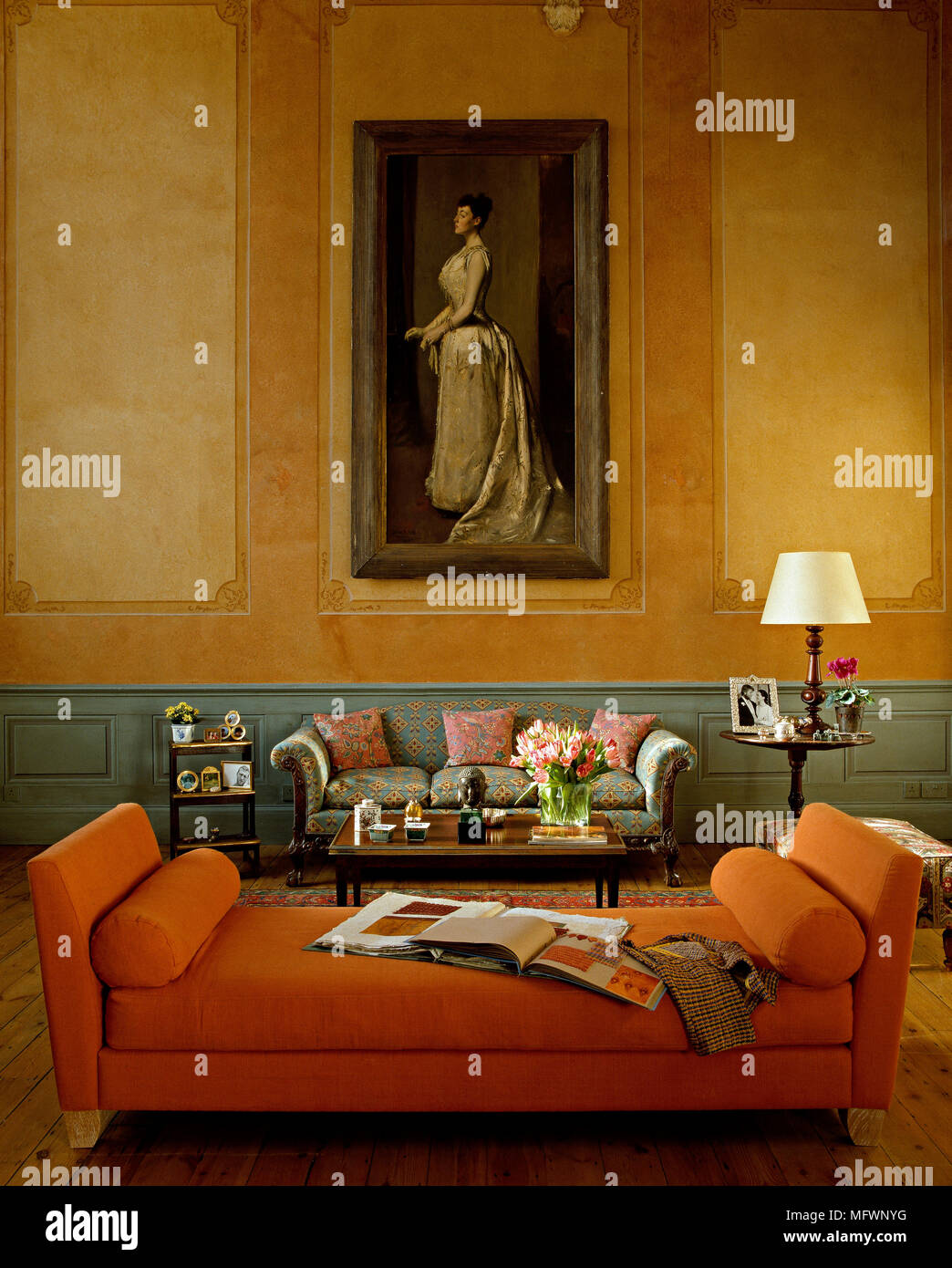 Detail Of A Traditional Sitting Room With Decorative Painted Walls