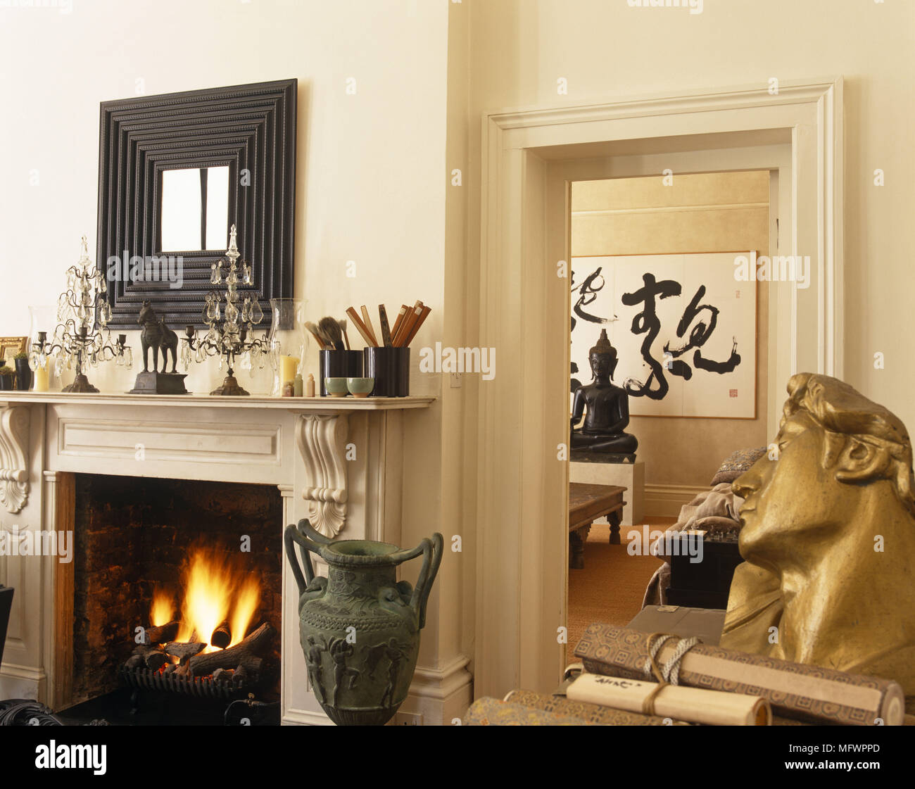 Antique sculptures hi-res stock photography and images - Alamy