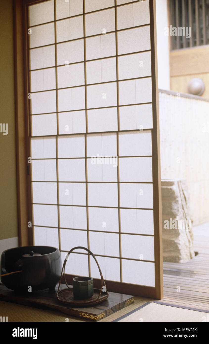 Japanese Screen Door Stock Photos Japanese Screen Door Stock