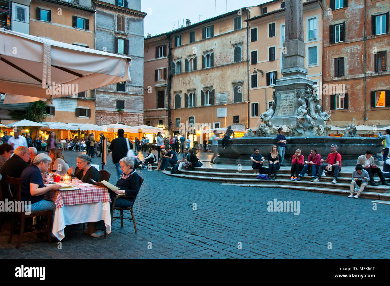 Piazza della Rotonda with tourists to admire the Pantheon. Rome, Italy Stock Photo