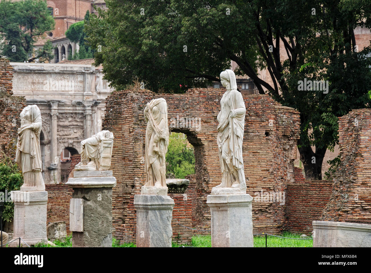 House of the Vestal Virgins, Roman Forum. Rome, Italy Stock Photo Alamy