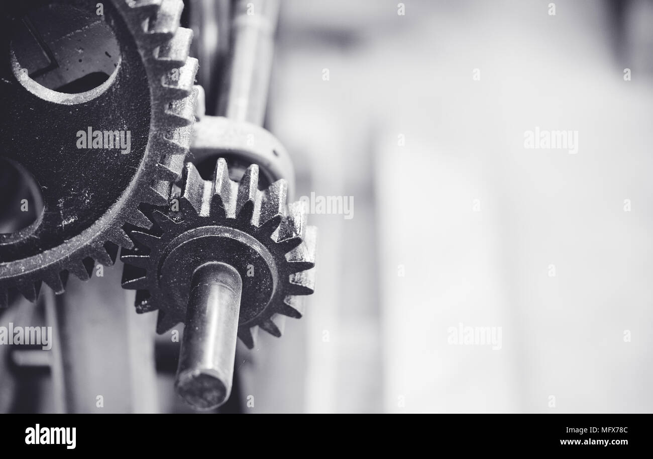 Spinning gears hi-res stock photography and images - Alamy