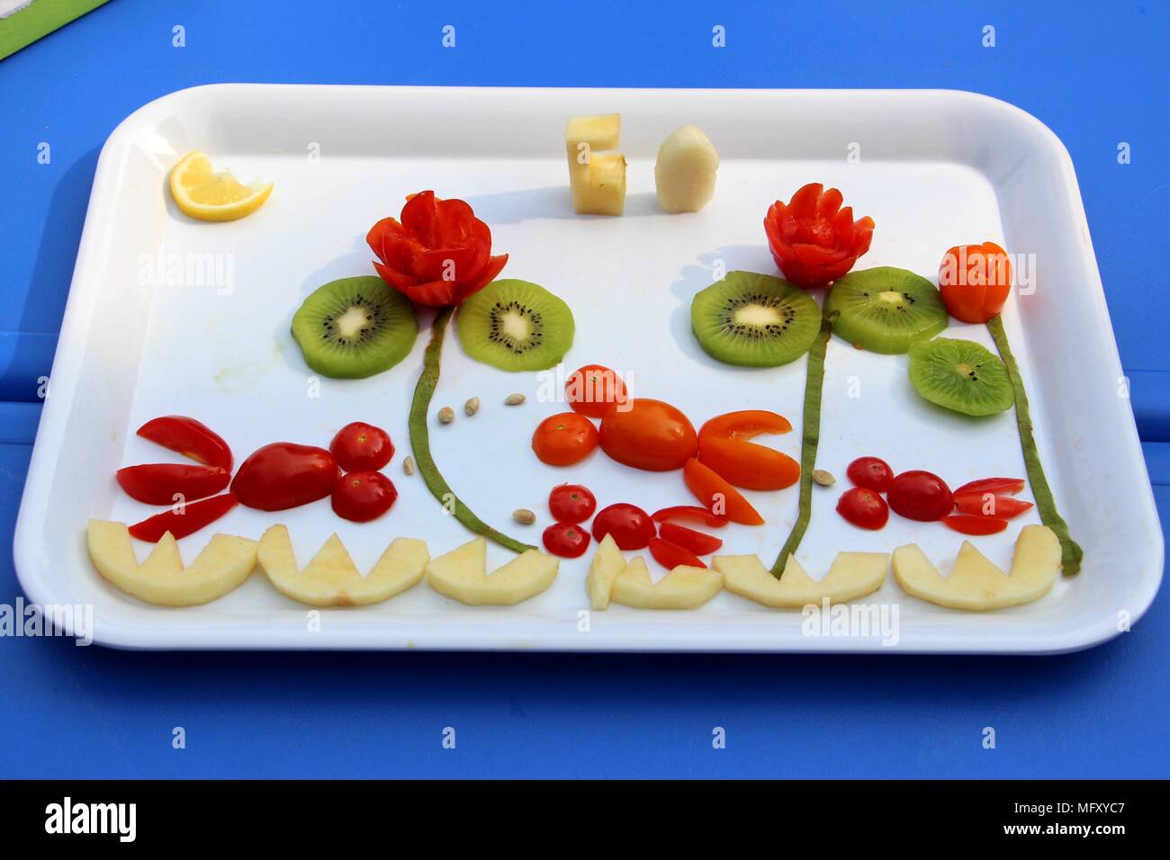 creative fruit salad displays