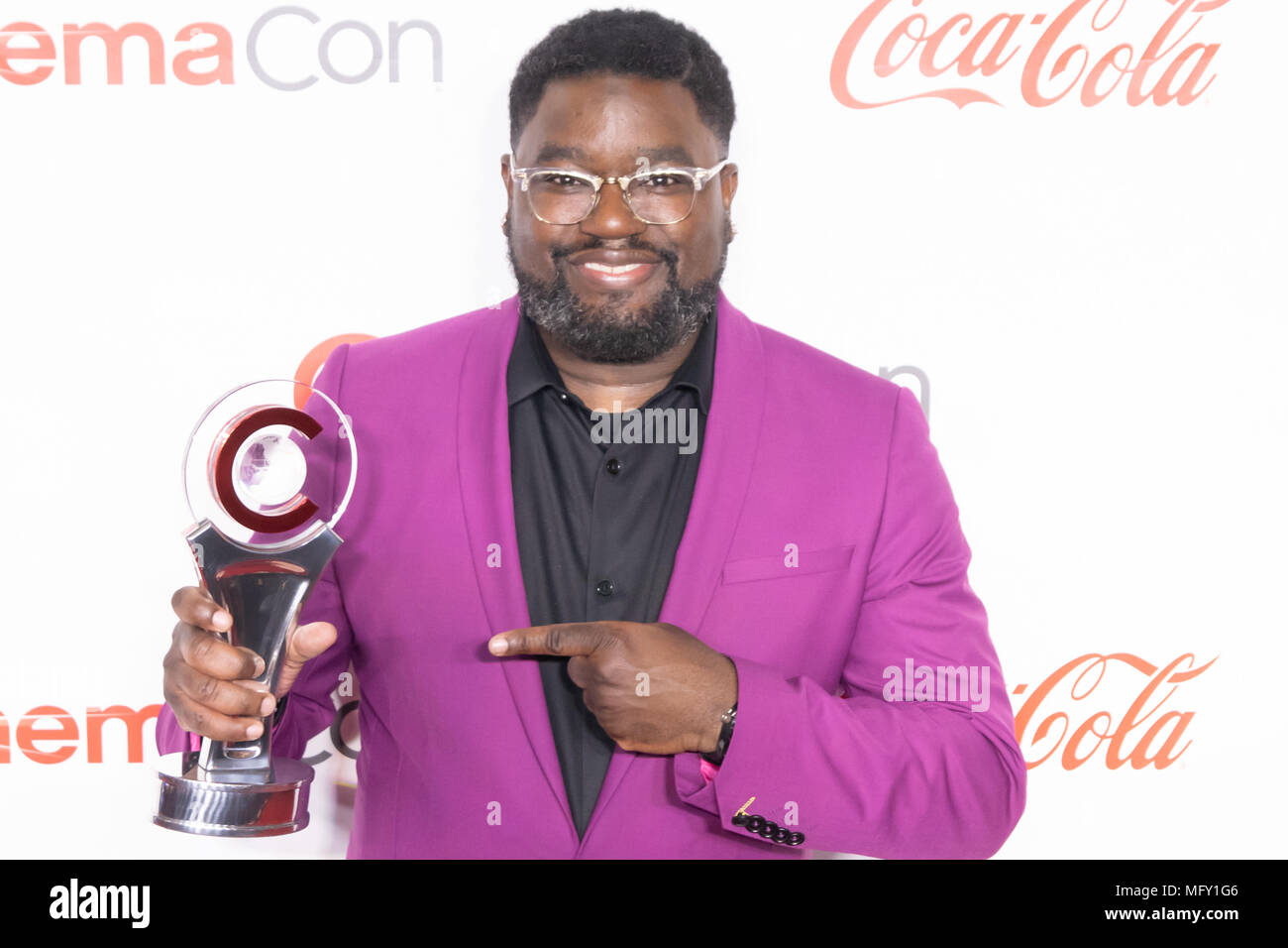 Lil Rel Howery walks the red carpet before being awarded the Breakthrough Performer of the Year on the last night of CinemaCon inside Caesars Palace in Las Vegas, NV. Stock Photo