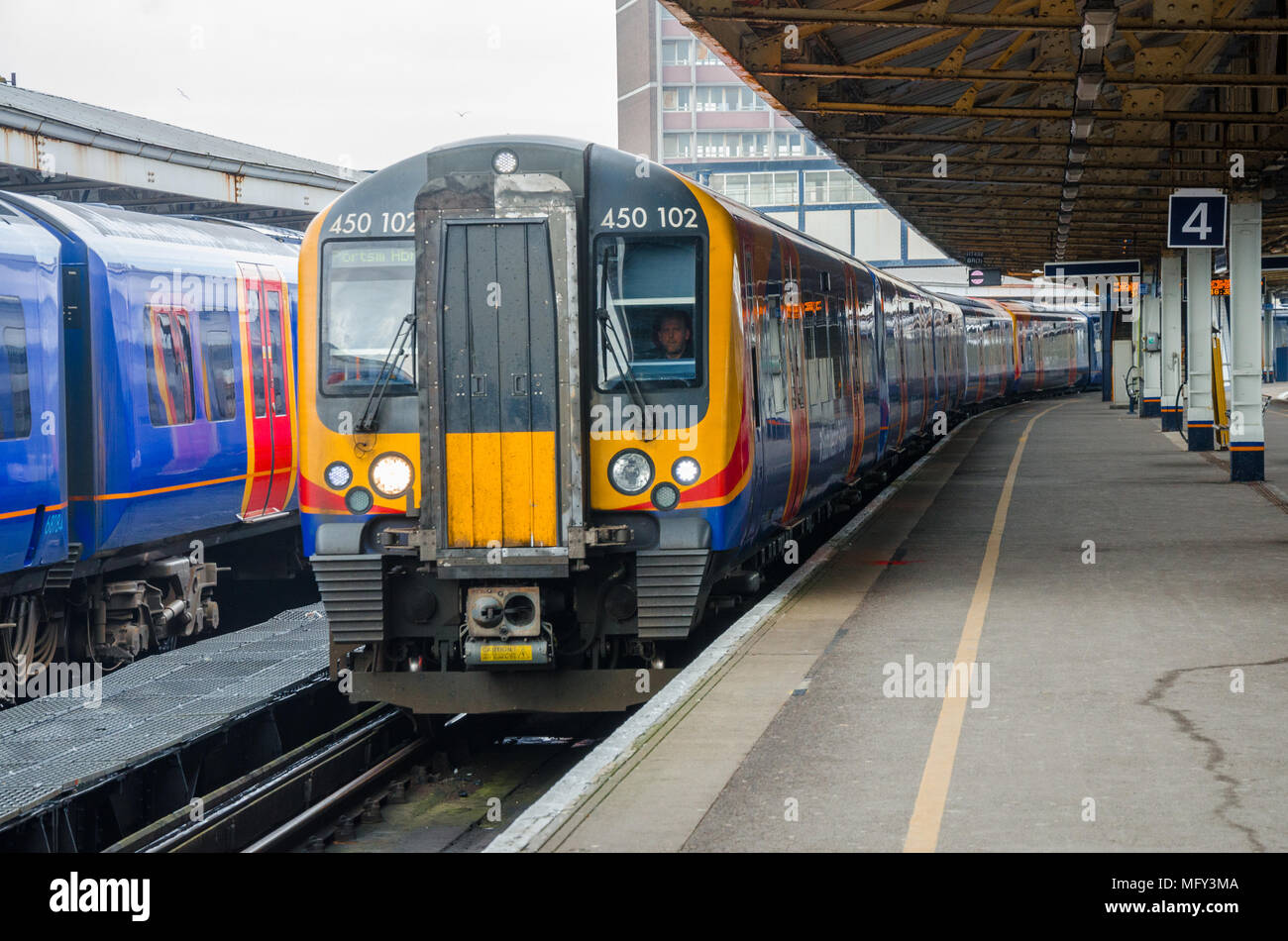 Portsmouth trains hires stock photography and images Alamy