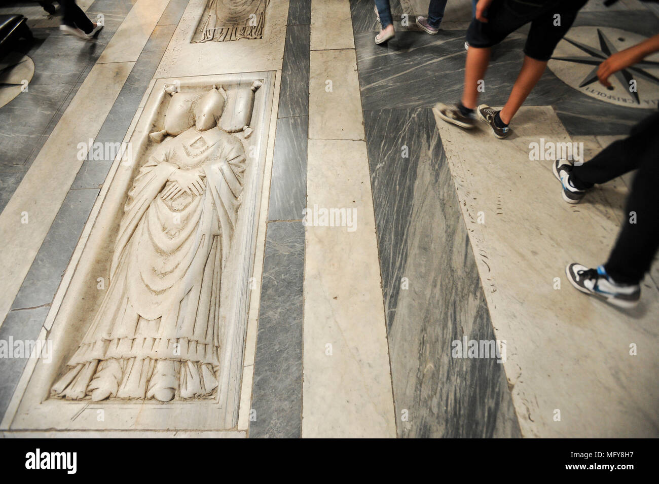 Renaissance and Baroque Basilica Santa Maria del Popolo (Basilica of Santa  Maria del Popolo) on Piazza del Popolo in Historic Centre of Rome listed Wo  Stock Photo - Alamy