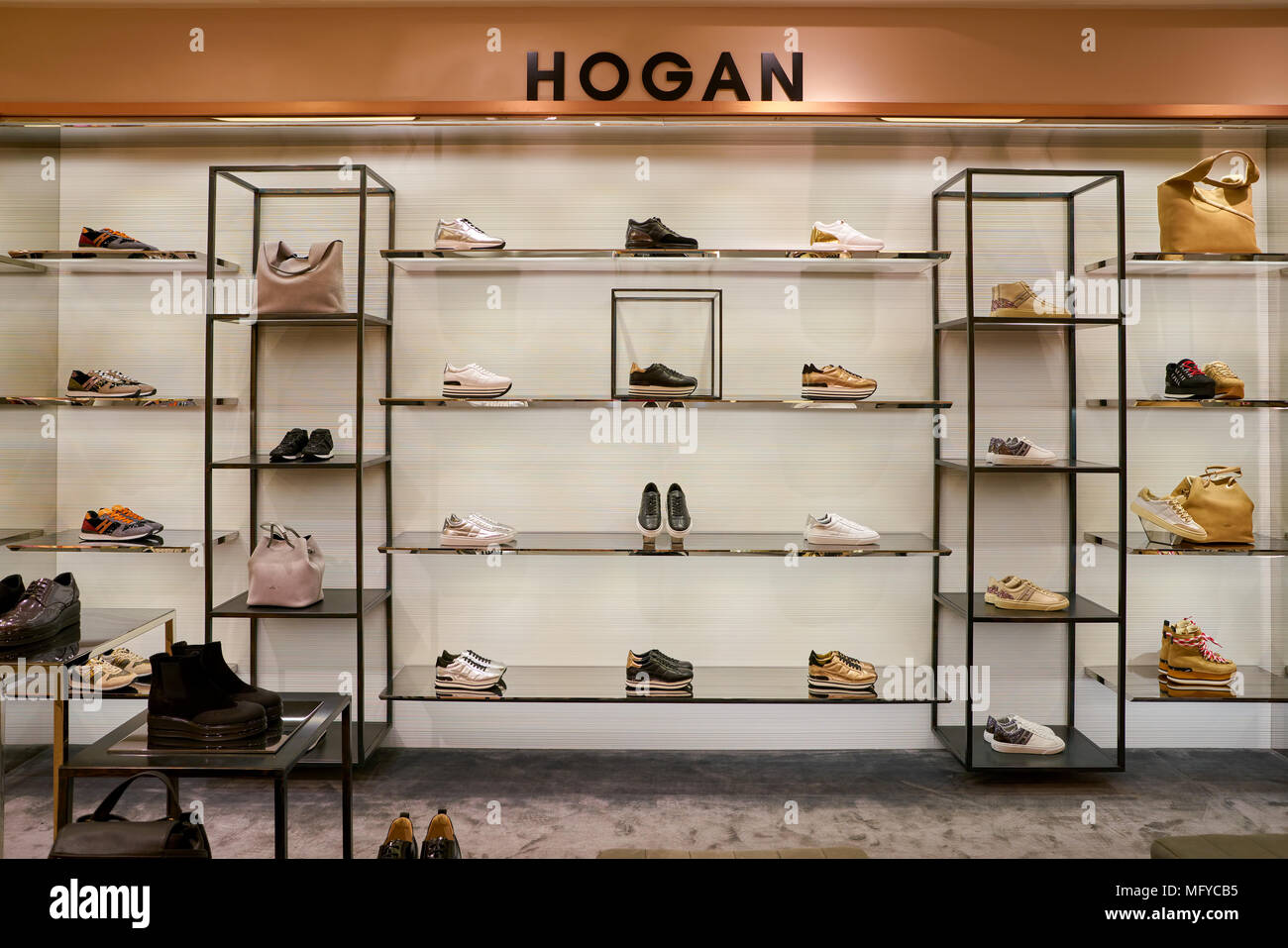 ROME, ITALY - CIRCA NOVEMBER, 2017: Hogan shoes on display at a second  flagship store of Rinascente in Rome Stock Photo - Alamy