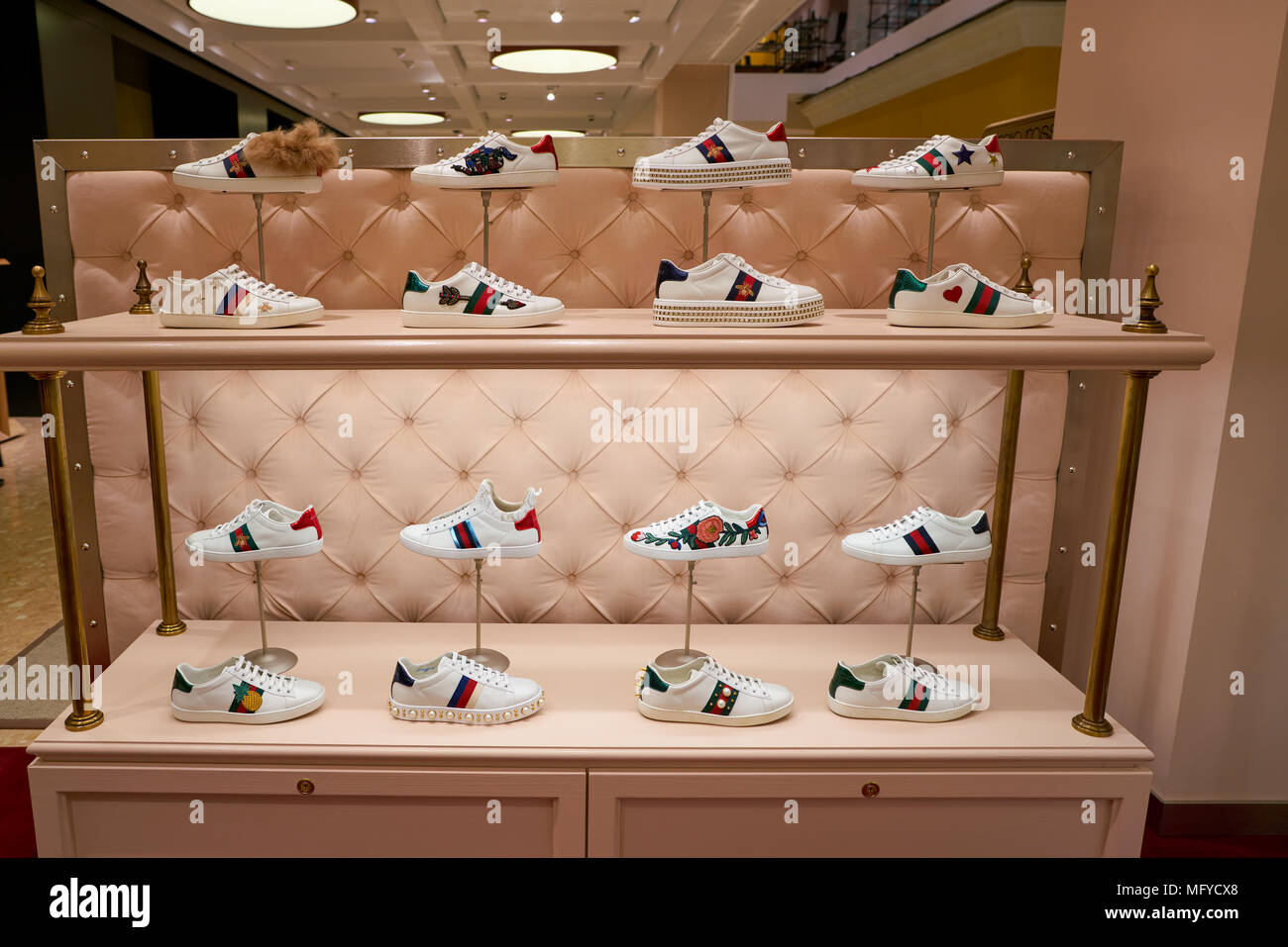 ROME, ITALY - CIRCA NOVEMBER, 2017: Gucci shoes on display at a second  flagship store of Rinascente in Rome Stock Photo - Alamy