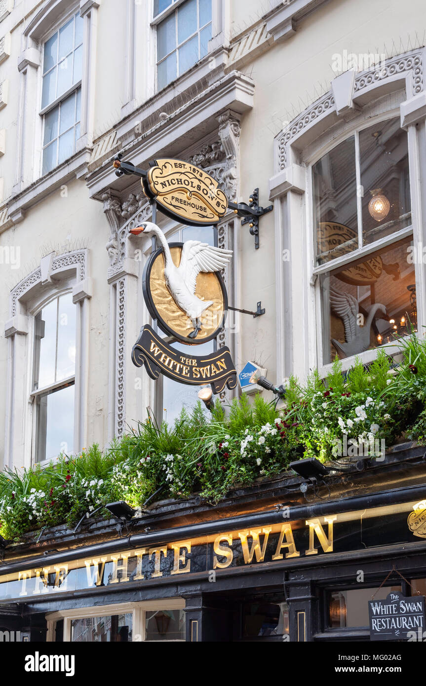 17th century The White Swan Pub, New Row, Covent Garden, City of Westminster, Greater London, England, United Kingdom Stock Photo