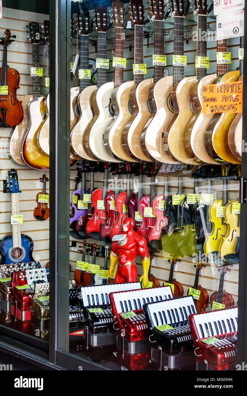 Mexico City,Hispanic,historic Center Centre,Calle Bolivar,musical  instrument store,shopping shopper shoppers shop shops market markets buying  selling Stock Photo - Alamy