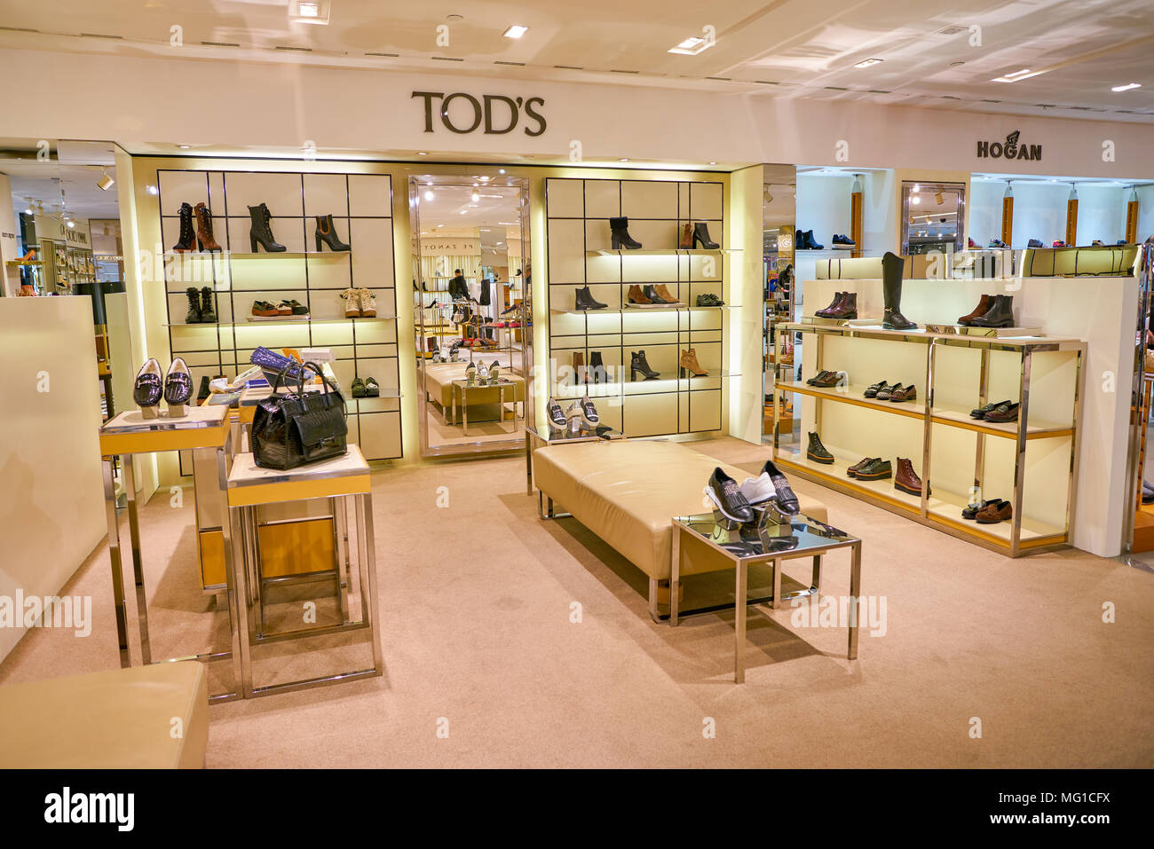 Tods Outlet High Resolution Stock 