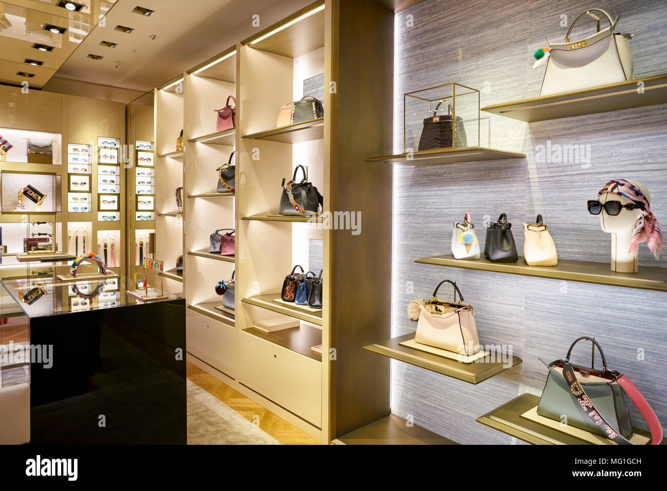 Fendi rinascente cheap