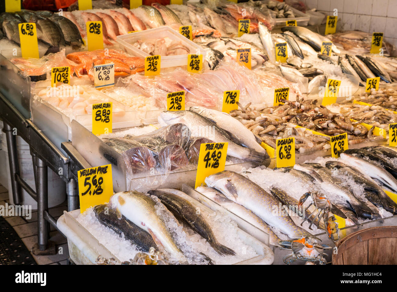Fish market chinatown hires stock photography and images Alamy