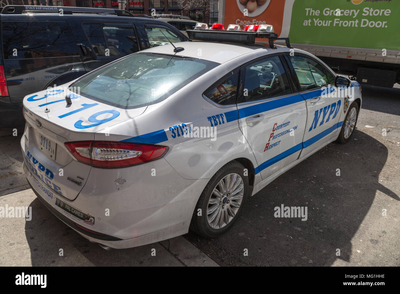 Nypd police car hi-res stock photography and images - Alamy