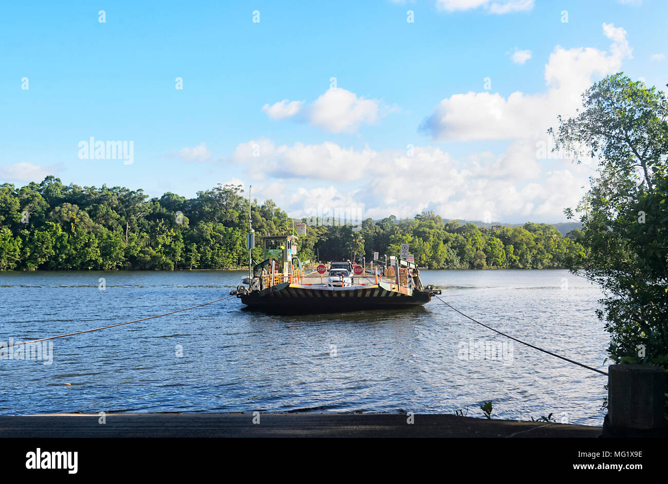 Daintree River cable ferry giving access to Daintree National Park, Far