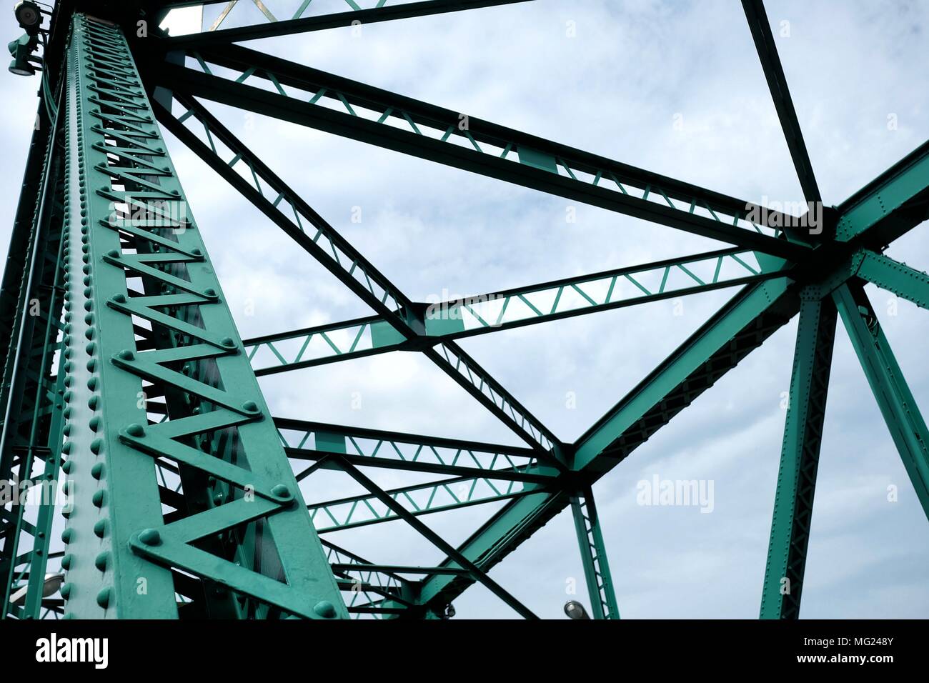 Close up bridge hi-res stock photography and images - Alamy