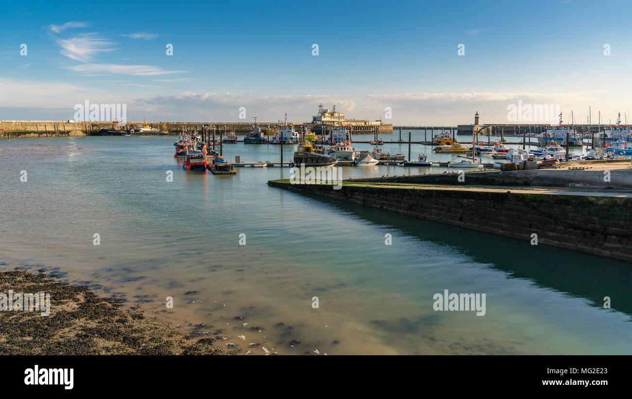 Ramsgate pier hires stock photography and images Alamy