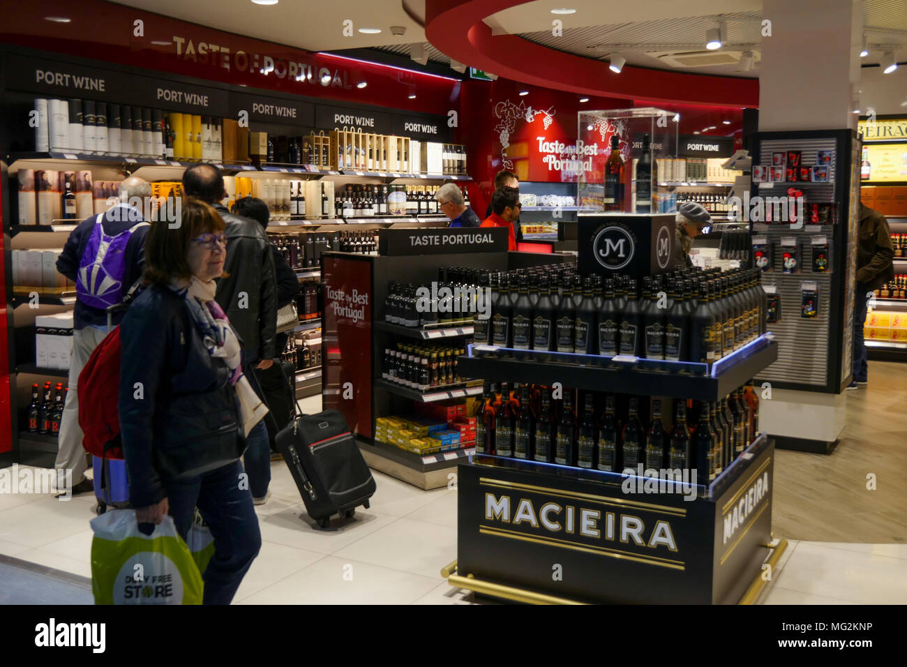 Porto wine shop lisbon portugal hires stock photography and images Alamy