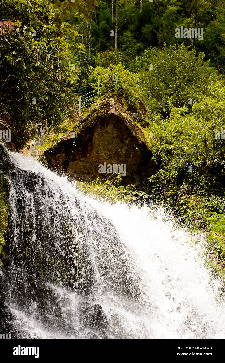 Silver waterfall vietnam hi-res stock photography and images - Alamy