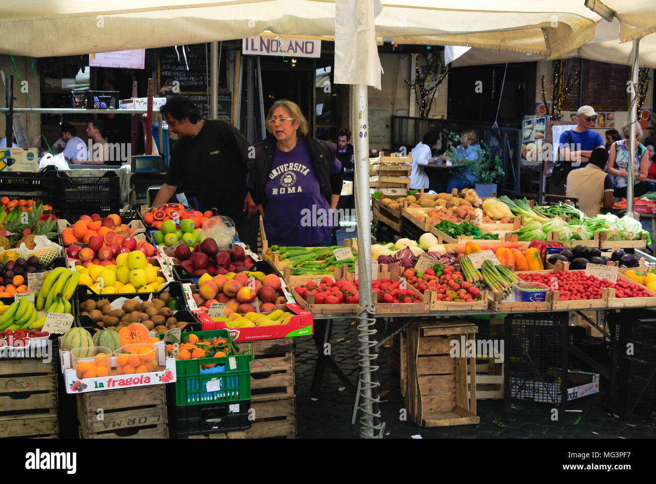 Fresh vegetables and fruits at Campo de Fiori, Rome Stock Photo