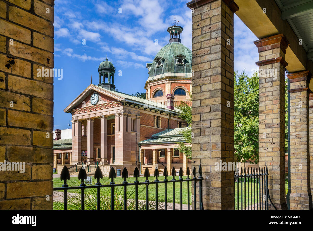 view of Bathurst Court House, a Victorian free classical architecture, Bathurst, Central Tablelands, New South Wales, Australia Stock Photo