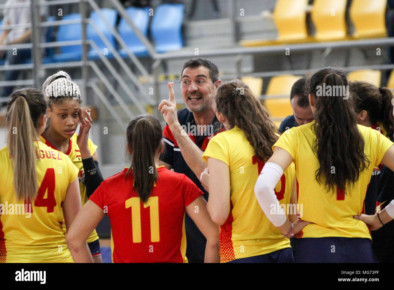 Humenne, Slovakia. 27th April, 2018.  Head coach of Spain Pascual Saurin giving instruction to his team during the Qualification match for 2018 Women's U19 Volleyball European Championship between Croatia and Spain. Croatia won 3-1. Credit: Rastislav Kolesar/Alamy Live News Stock Photo