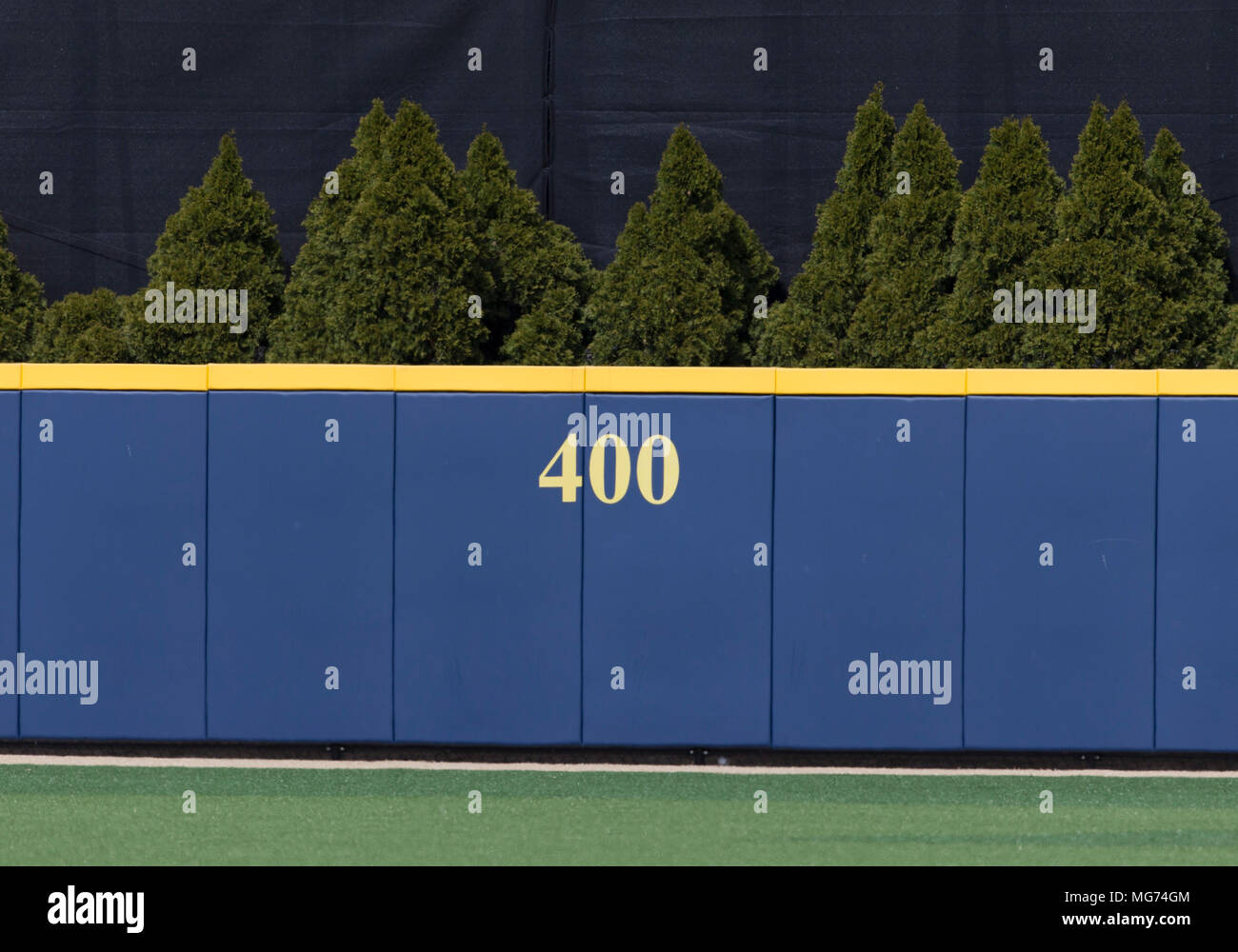 Centerfield view hi-res stock photography and images - Alamy